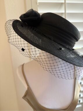 Plaza Suite by Betmar Vintage Black Straw Fascinator / Cocktail Hat